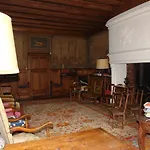 Chateau Du Donjon بيت ضيافة Drumettaz-Clarafond